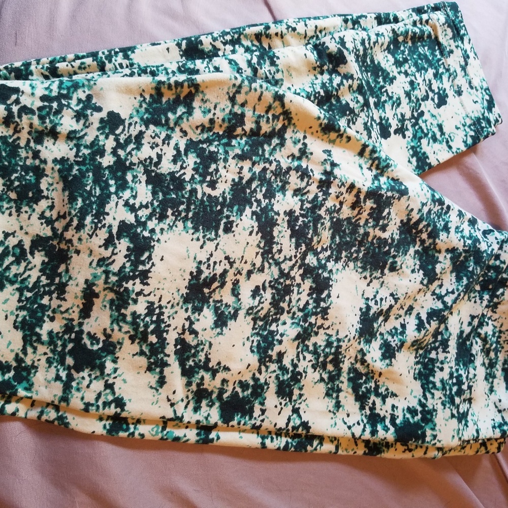 LulaRoe Leggings